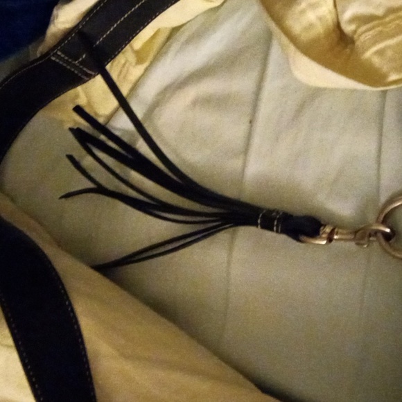 COACH leather Vintage messenger bag, EUC I can find no flaws or wear! - Picture 7 of 7